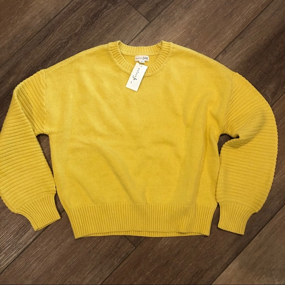 Masion Jules Sweater - Picture 2 of 9